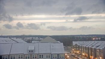 Weather camera view of Elaine E. Thompson Elementary School.