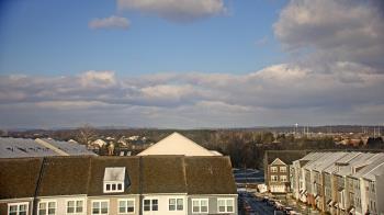 Weather camera view of Elaine E. Thompson Elementary School.