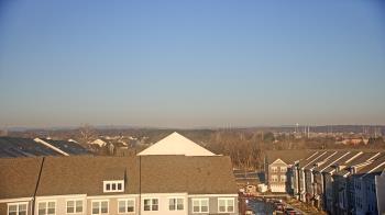 Weather camera view of Elaine E. Thompson Elementary School.