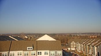 Weather camera view of Elaine E. Thompson Elementary School.