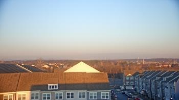 Weather camera view of Elaine E. Thompson Elementary School.