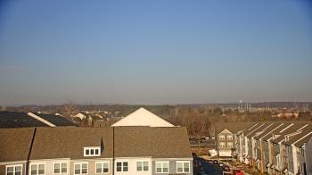 Weather camera view of Elaine E. Thompson Elementary School.