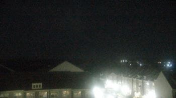 Weather camera view of Elaine E. Thompson Elementary School.