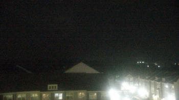 Weather camera view of Elaine E. Thompson Elementary School.