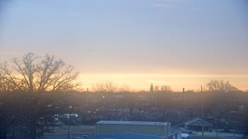 Weather camera view of Streator Township HS.