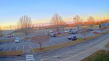 Weather camera view of Cloverleaf ES.