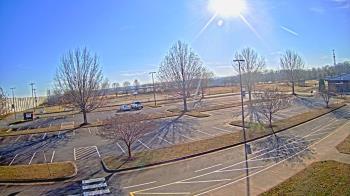 Weather camera view of Cloverleaf ES.