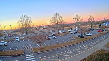 Weather camera view of Cloverleaf ES.