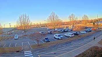 Weather camera view of Cloverleaf ES.