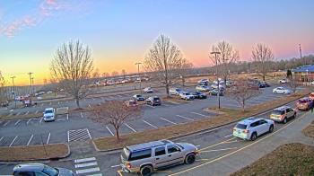 Weather camera view of Cloverleaf ES.