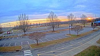 Weather camera view of Cloverleaf ES.