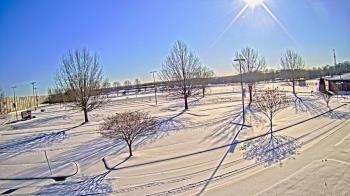 Weather camera view of Cloverleaf ES.