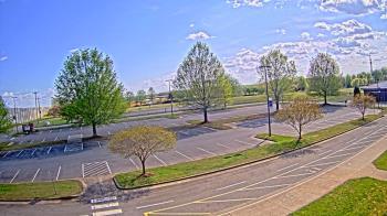 Weather camera view of Cloverleaf ES.