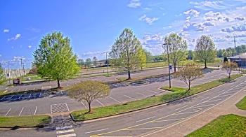 Weather camera view of Cloverleaf ES.