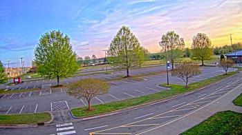 Weather camera view of Cloverleaf ES.