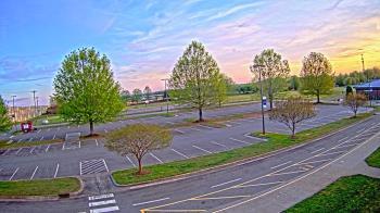 Weather camera view of Cloverleaf ES.