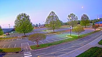Weather camera view of Cloverleaf ES.