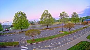 Weather camera view of Cloverleaf ES.