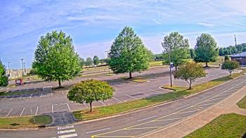 Weather camera view of Cloverleaf ES.
