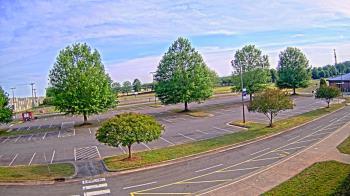 Weather camera view of Cloverleaf ES.