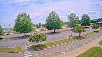 Weather camera view of Cloverleaf ES.