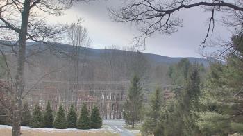 Weather camera view of Sky Valley Lodge.