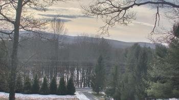 Weather camera view of Sky Valley Lodge.