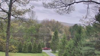 Weather camera view of Sky Valley Lodge.
