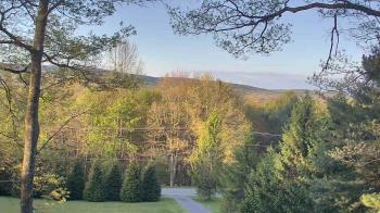Weather camera view of Sky Valley Lodge.