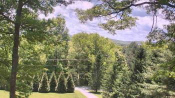 Weather camera view of Sky Valley Lodge.
