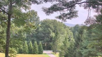 Weather camera view of Sky Valley Lodge.