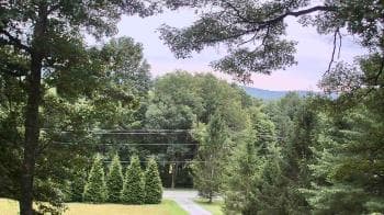 Weather camera view of Sky Valley Lodge.