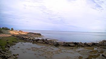 Weather camera view of Outer Island (Thimble Island Group).