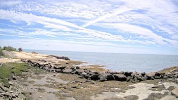 Weather camera view of Outer Island (Thimble Island Group).