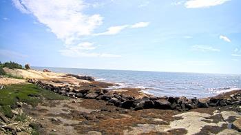 Weather camera view of Outer Island (Thimble Island Group).