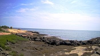Weather camera view of Outer Island (Thimble Island Group).