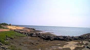 Weather camera view of Outer Island (Thimble Island Group).