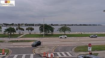 Weather camera view of Winter & Yonker P.A..