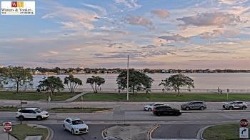 Weather camera view of Winter & Yonker P.A..