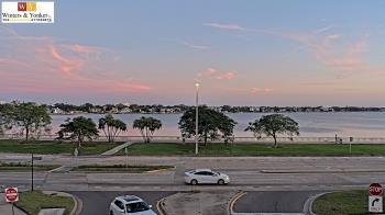 Weather camera view of Winter & Yonker P.A..