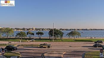 Weather camera view of Winter & Yonker P.A..