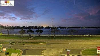 Weather camera view of Winter & Yonker P.A..