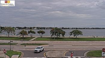Weather camera view of Winter & Yonker P.A..