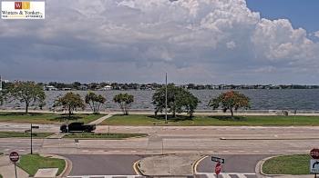 Weather camera view of Winter & Yonker P.A..