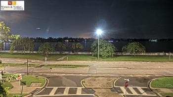 Weather camera view of Winter & Yonker P.A..