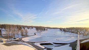Weather camera view of The Royal Fox Country Club.