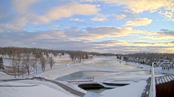 Weather camera view of The Royal Fox Country Club.