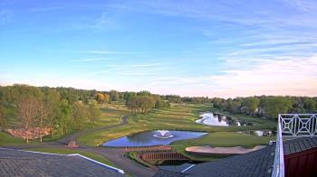 Weather camera view of The Royal Fox Country Club.