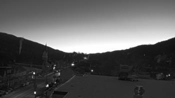 Weather camera view of Line Mountain ES Trevorton.