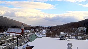 Weather camera view of Line Mountain ES Trevorton.